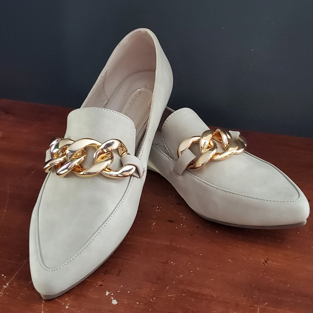 Suede Flats with Chain